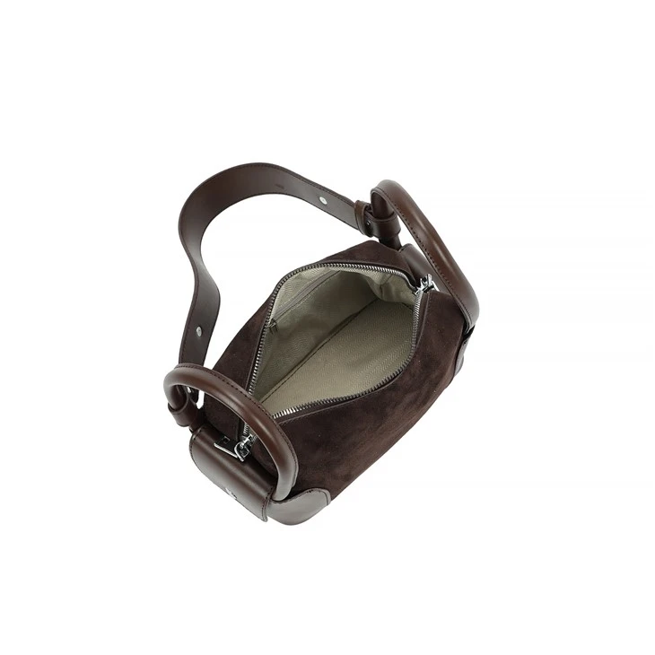 Vintage-style commuter handbag factory