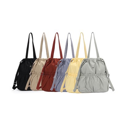 メイン収納部が大きいスクールリュックサックはありますか？